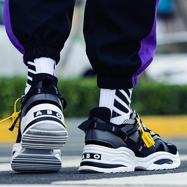 CHUNKY X9X Wave Runner Sneakers - Black