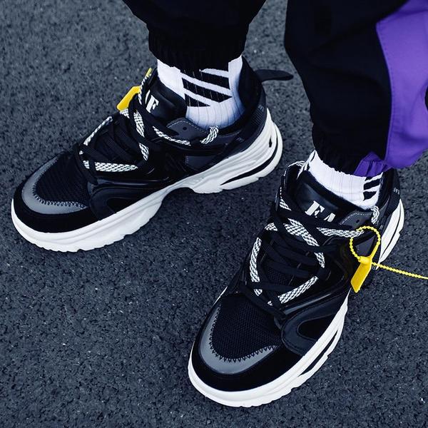 CHUNKY X9X Wave Runner Sneakers - Black