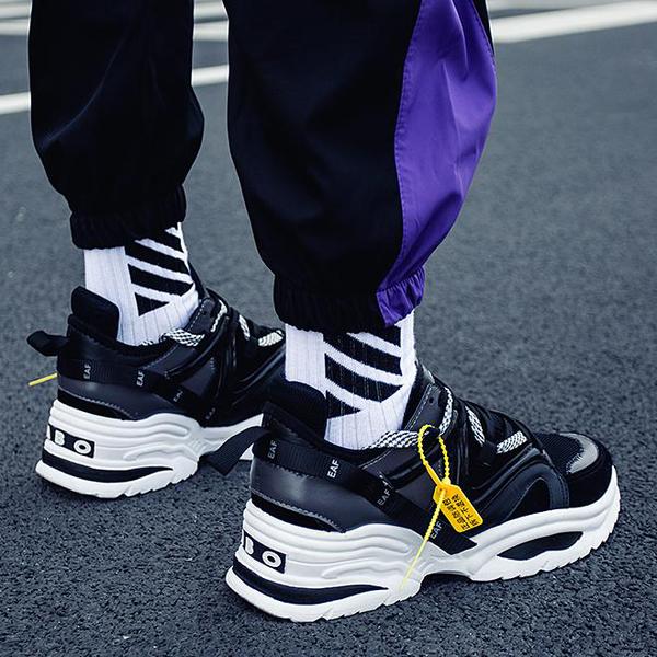 CHUNKY X9X Wave Runner Sneakers - Black