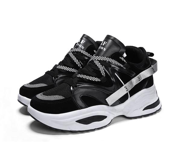 CHUNKY X9X Wave Runner Sneakers - Black